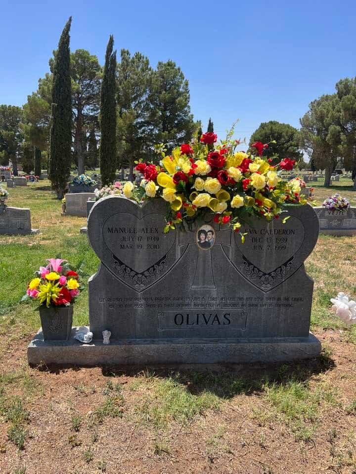 Tributes for Tombs
